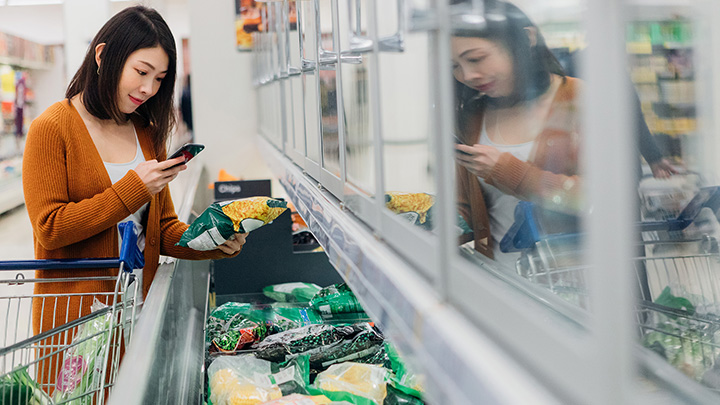 How navigation apps help grocery shoppers find products
