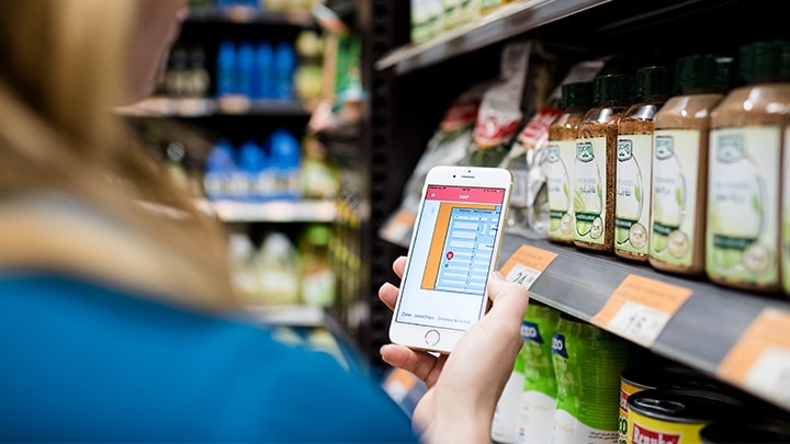 Woman using indoor wayfinding app