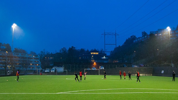 Vernetzte Beleuchtung für den Sportverein Vadmyra – Bergen