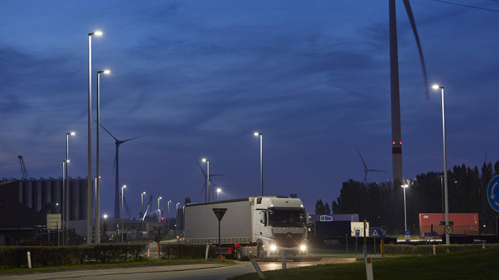 Luminaires LED intelligents – Port of Antwerp
